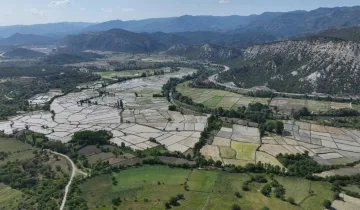 Hanönü’de çeltik mesaisi başladı: Tarlalara ilk can suyu verildi