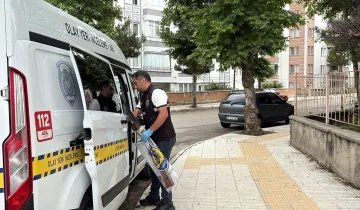 Monta sarılı tüfekle yakalandı