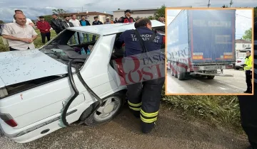 Taşköprü’de feci kaza: Otomobil tıra çarptı!