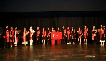 Taşköprü Meslek Yüksekokulu’nda mezuniyet sevinci yaşandı