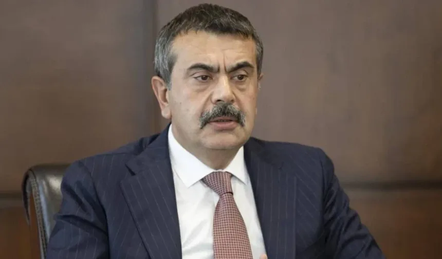Ara tatil kalkıyor mu? Bakan Tekin son noktayı koydu