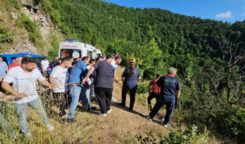Arkadaşlarıyla girdiği şelalede kaybolan gençten acı haber