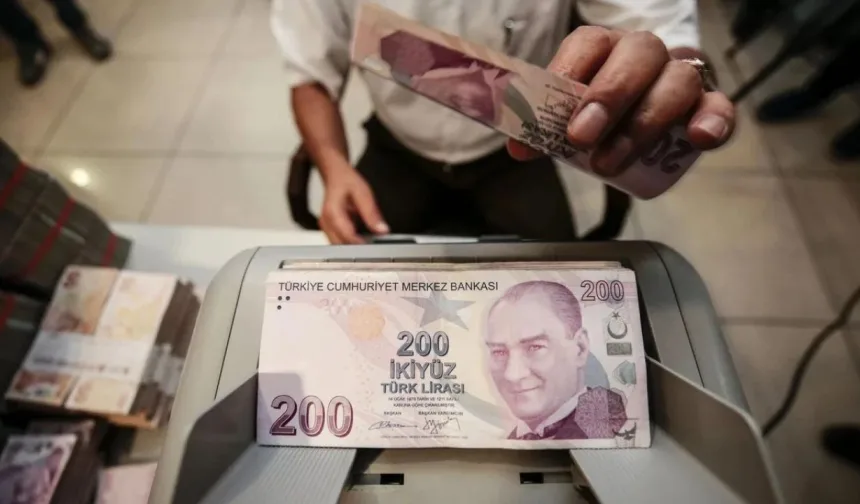 Bankalardan faizsiz kredi yarışı: 100 bin TL’ye kadar nakit destek fırsatı
