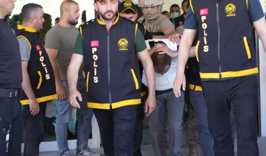 Eşini öldürüp kaçmıştı! 4 Gün sonra saklandığı depoda yakalandı