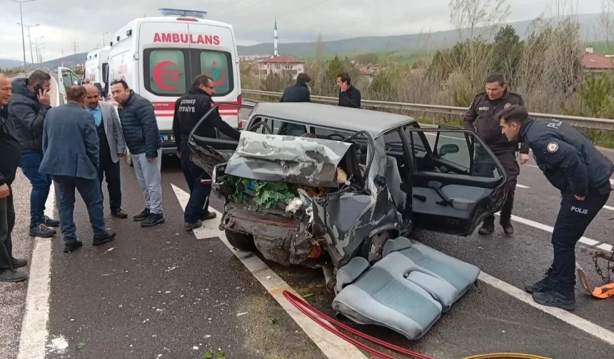 Feci kazada can pazarı yaşandı: 3 ölü, 5 yaralı
