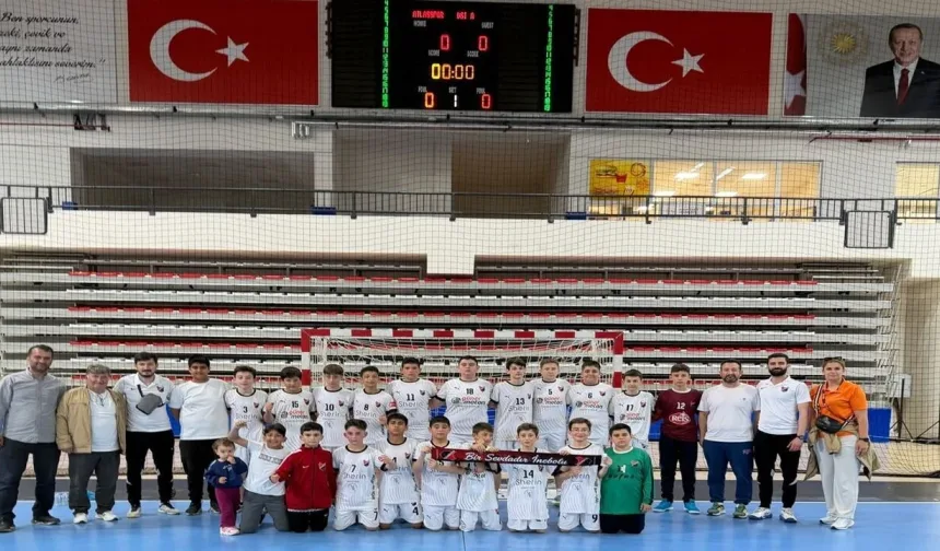 İnebolu’nun minik hentbolcuları Türkiye Şampiyonası yolunda