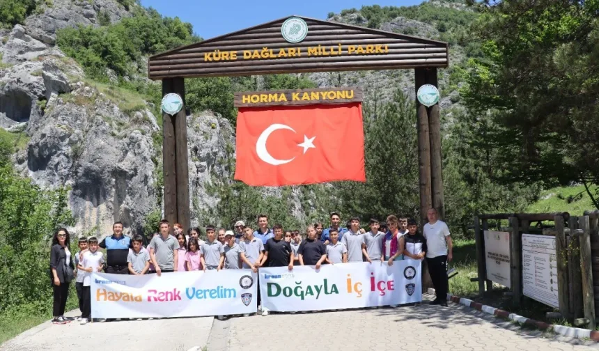 Kastamonu’da 'Hayata Renk Verelim' projesiyle öğrenciler kanyonları keşfetti