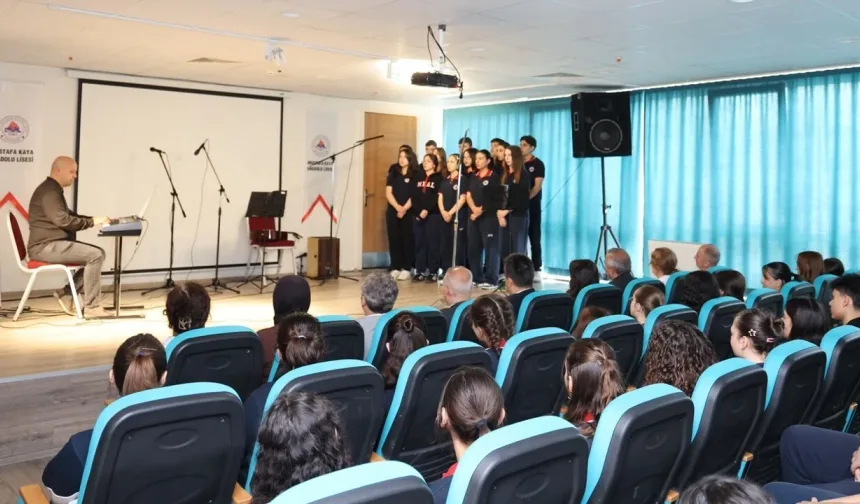 Kastamonu’da öğrencilerden sanat dolu gece