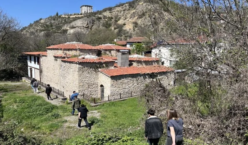 Kastamonu'da üniversiteliler tarih ve doğayla buluştu