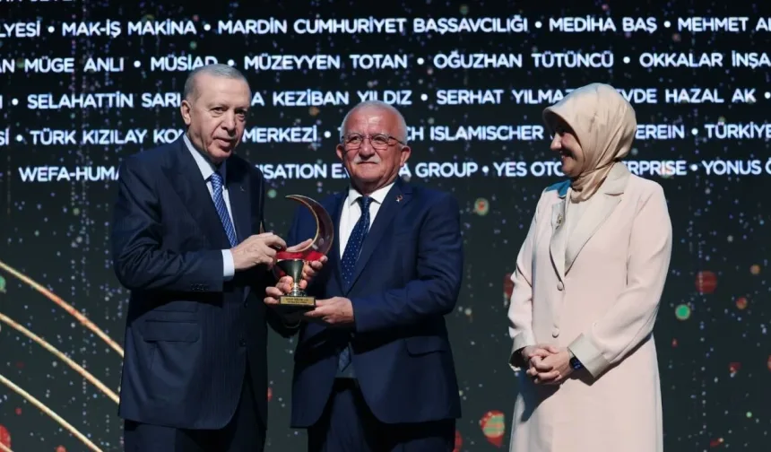 Kızılay Ödülleri’nde Taşköprü gururu: Hüseyin Seven ödül aldı