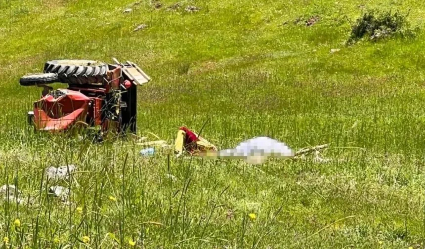 Traktör devrildi, altında kalan sürücü can verdi