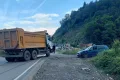 İnebolu'da korkutan kaza! Otomobil kamyonla çarpıştı