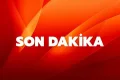 Komşuda dağdan kopan parçalar yolu kapattı: Ulaşım durdu