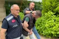 Mezarlık yolunda eşine saldırdı: Cani koca cezaevine gönderildi