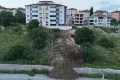 Sağanak yağış sonrası heyelan: Mahallede panik yaşandı