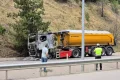 Sürücü son anda kurtuldu: Tır küle döndü